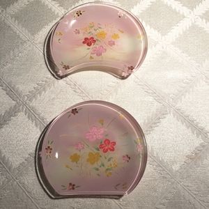 Vintage 1950's etched trinket dishes.